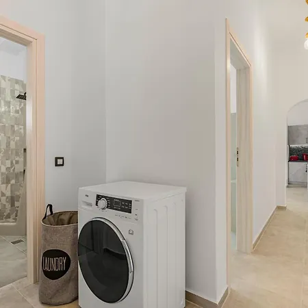 Zana's Villas-zenia Akrotiri (Santorini)