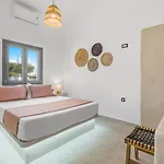 Zana's Villas-zenia * Akrotírion